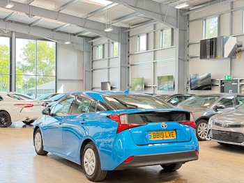 Used Toyota Prius 2019 for sale - 79371627: Photo