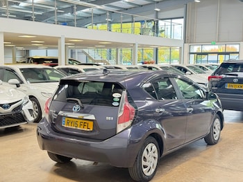 Used Toyota Aqua 2015 for sale - 79567623: Photo