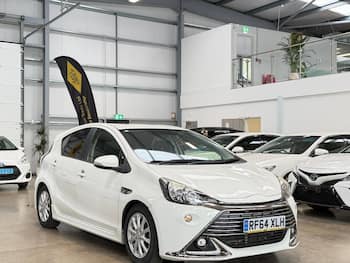Used Toyota Aqua 2015 for sale - 79733656: Photo