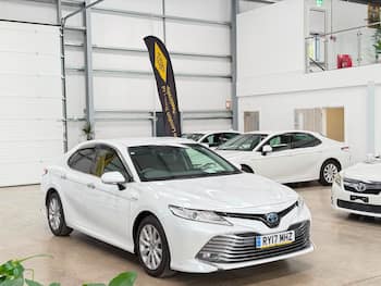 Used Toyota Camry 2017 for sale - 79792390: Photo