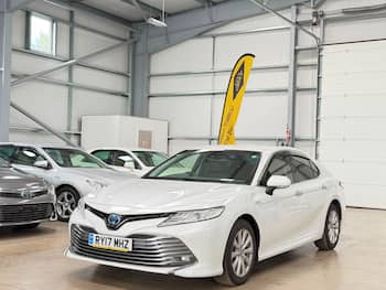 Used Toyota Camry 2017 for sale - 79792390: Photo