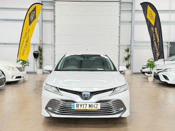 Used Toyota Camry 2017 for sale - 79792390: Photo