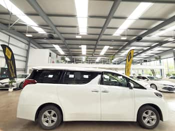 Used Toyota Alphard 2023 for sale - 79739321: Photo
