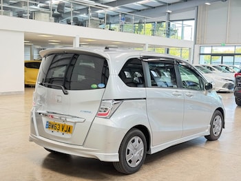 Used Honda Freed 2013 for sale - 79470953: Photo