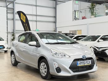 Used Toyota Aqua 2015 for sale - 79747367: Photo
