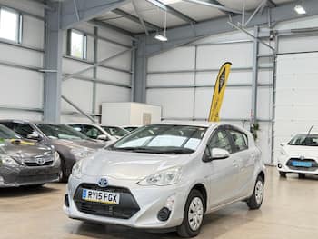 Used Toyota Aqua 2015 for sale - 79747367: Photo