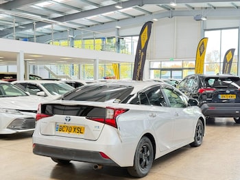Used Toyota Prius 2020 for sale - 79575120: Photo