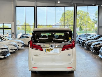 Used Toyota Alphard 2019 for sale - 79371558: Photo