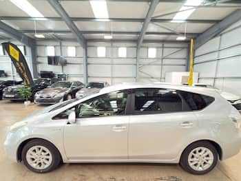 Used Toyota Prius 2013 for sale - 79800575: Photo