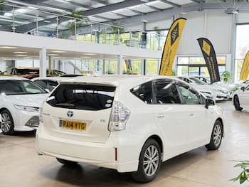 Used Toyota Prius+ 2014 for sale - 79680589: Photo