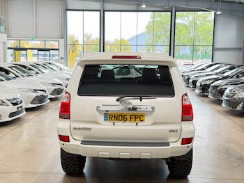 Used Toyota Hilux 2006 for sale - 79567618: Photo