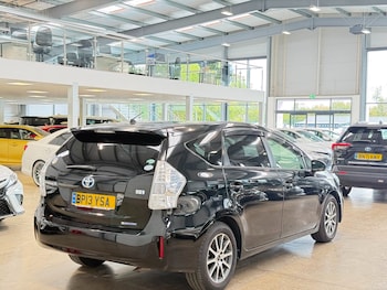 Used Toyota Prius 2013 for sale - 79455049: Photo