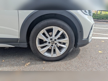 Used Volkswagen Taigo 2024 for sale - 79367633: Photo