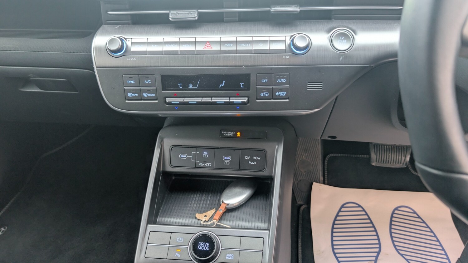 Used Hyundai KONA 2024 for sale - 77682668: Photo 15