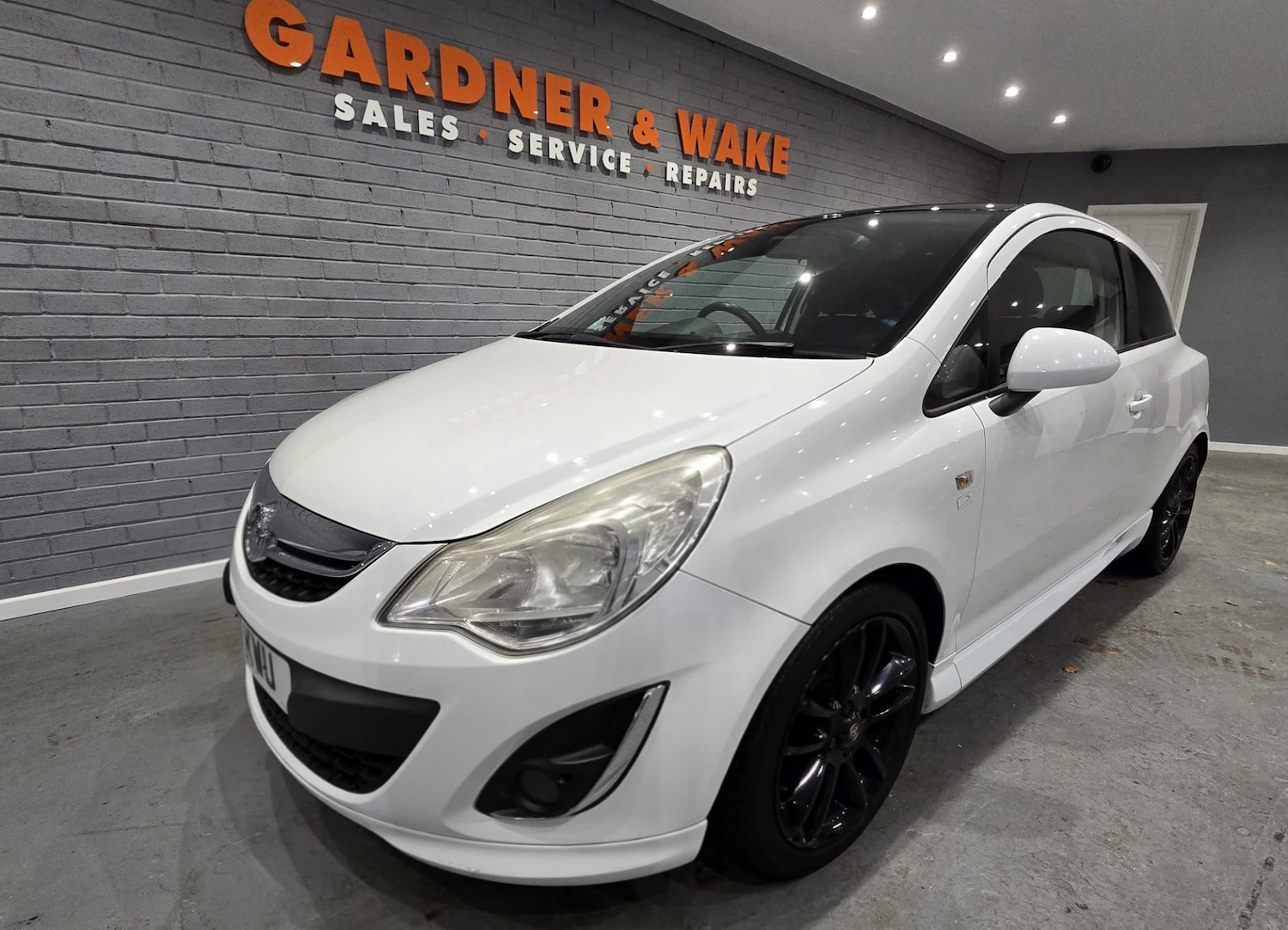 Used Vauxhall Corsa 2011 for sale - 76723077: Photo 4