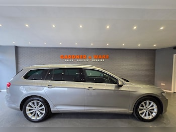 Used Volkswagen Passat 2016 for sale - 78091395: Photo