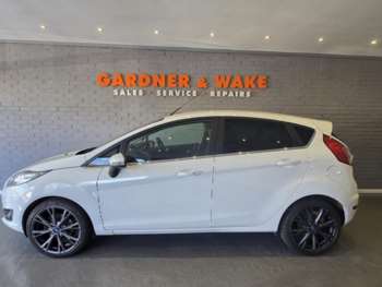 2015 (15) - 1.0 EcoBoost 125 Titanium X 5dr