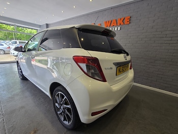 Used Toyota Yaris 2012 for sale - 79511851: Photo