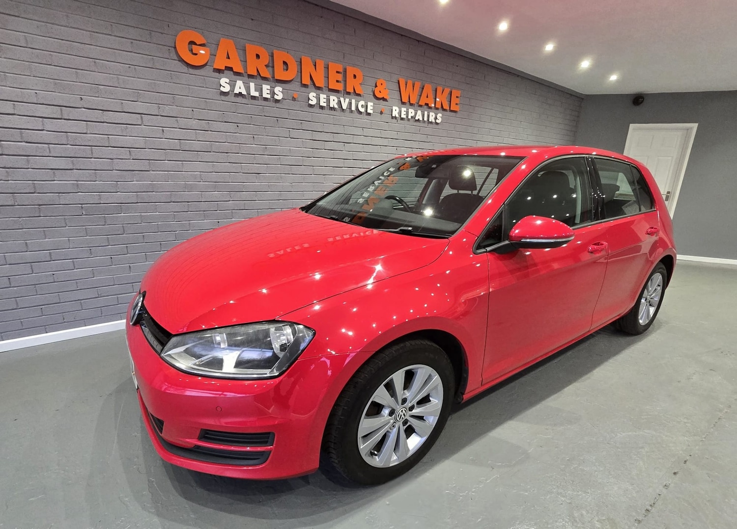 Used Volkswagen Golf 2013 for sale - 77962038: Photo 2