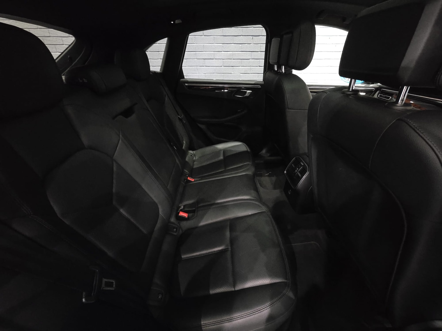 Used Porsche Macan 2020 for sale - 76893333: Photo 9