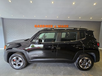 Used Jeep Renegade 2016 for sale - 79456344: Photo