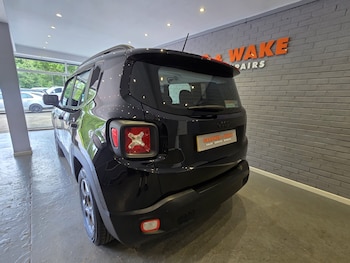 Used Jeep Renegade 2016 for sale - 79456344: Photo