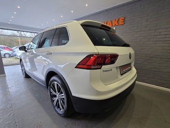 Used Volkswagen Tiguan 2016 for sale - 77617915: Photo