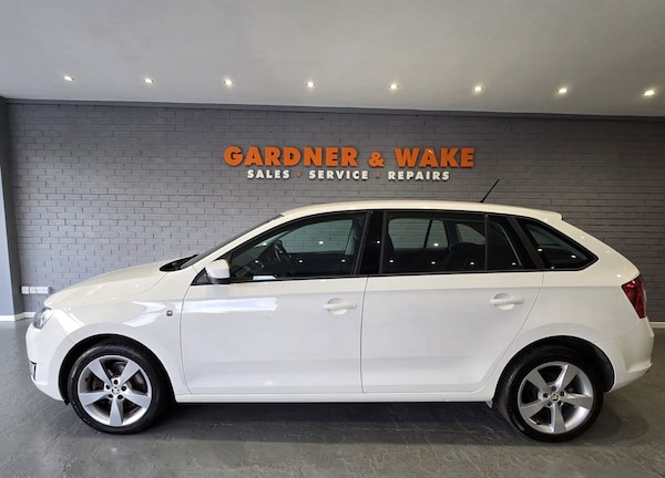 Used Skoda Rapid Spaceback 2015 for sale - 76115276: Photo 1