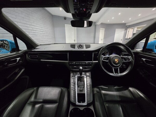Used Porsche Macan 2020 for sale - 76144329: Photo 10