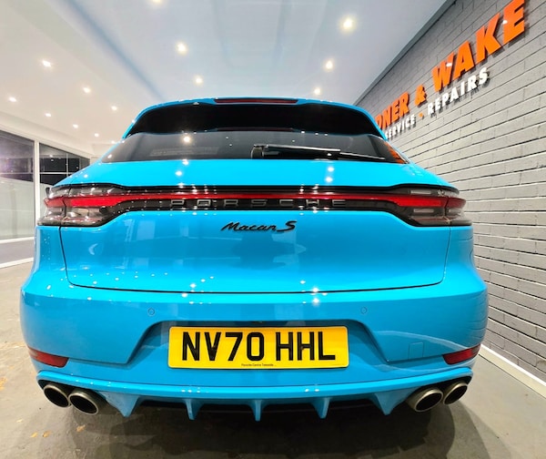 Used Porsche Macan 2020 for sale - 76144329: Photo 2