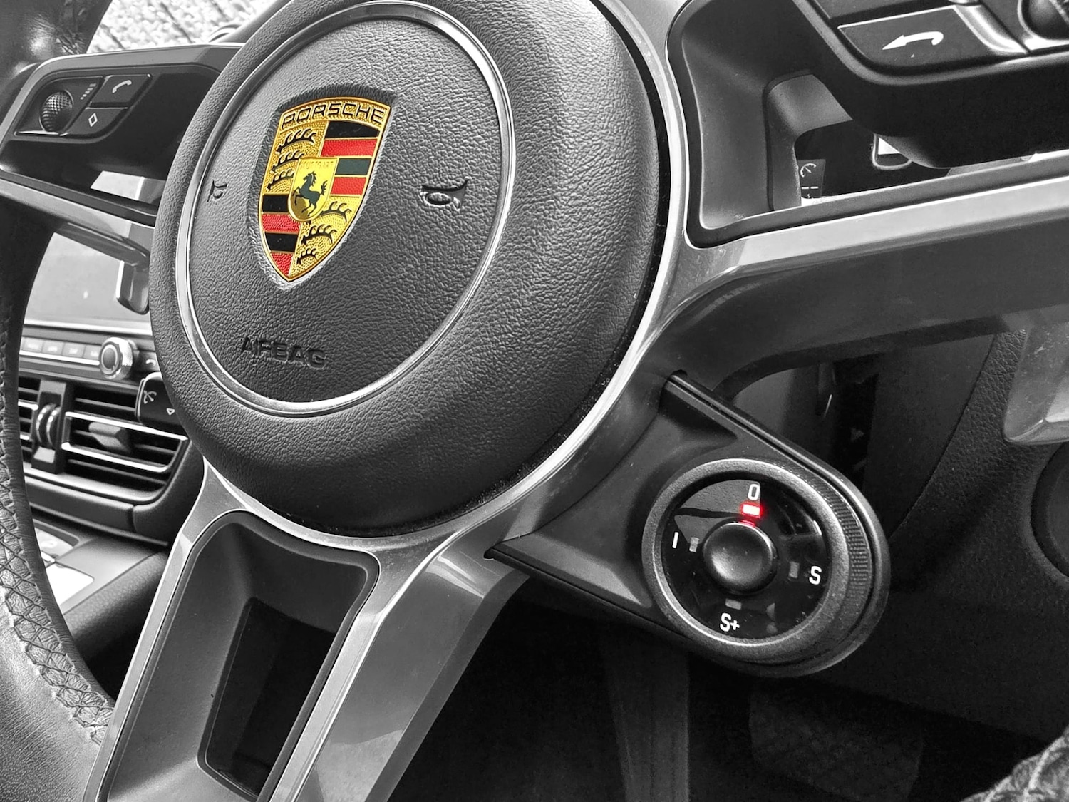 Used Porsche Macan 2020 for sale - 76449232: Photo 13