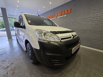 Used Citroen Berlingo 2017 for sale - 79344271: Photo