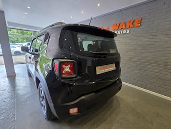 Used Jeep Renegade 2016 for sale - 79865504: Photo
