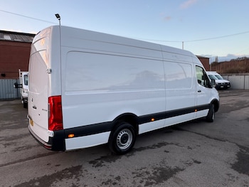 Used Mercedes-Benz Sprinter 2023 for sale - 77104646: Photo
