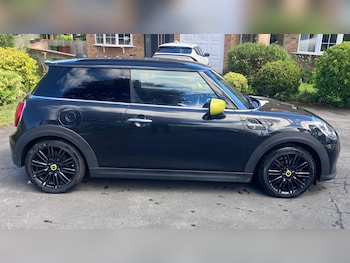 Used MINI Electric Hatch 2022 for sale - 78416914: Photo