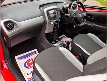 Used Toyota AYGO 2015 for sale - 76031646: Photo