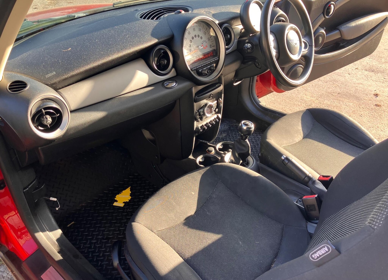 Used MINI Hatch 2011 for sale - 76512895: Photo 2