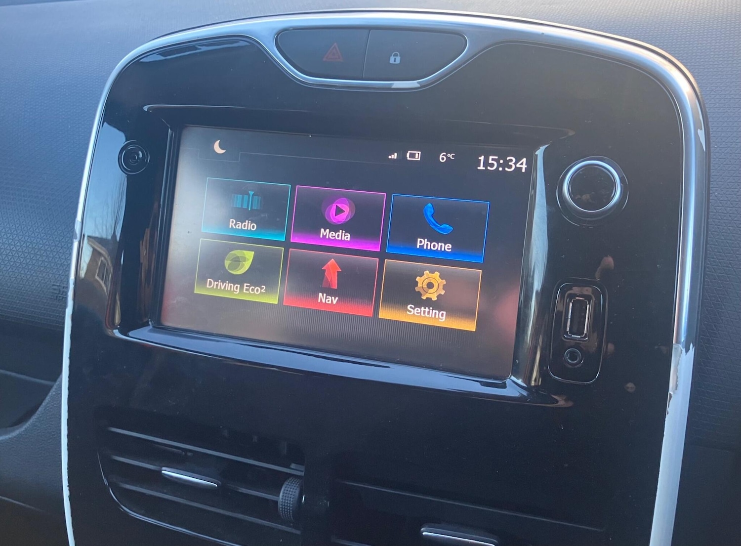 Used Renault Clio 2016 for sale - 77143814: Photo 13