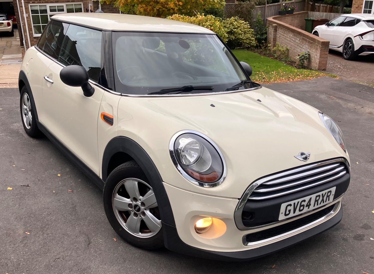 Used MINI Hatch 2015 for sale - 76042366: Photo 1