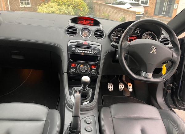 Used Peugeot RCZ 2015 for sale - 76247162: Photo 12