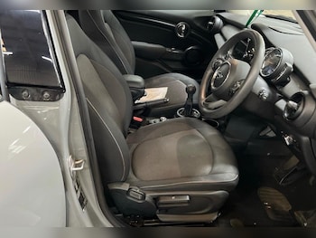 Used MINI Hatch 2020 for sale - 79373423: Photo