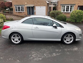 Used Peugeot 308 CC 2010 for sale - 77376767: Photo