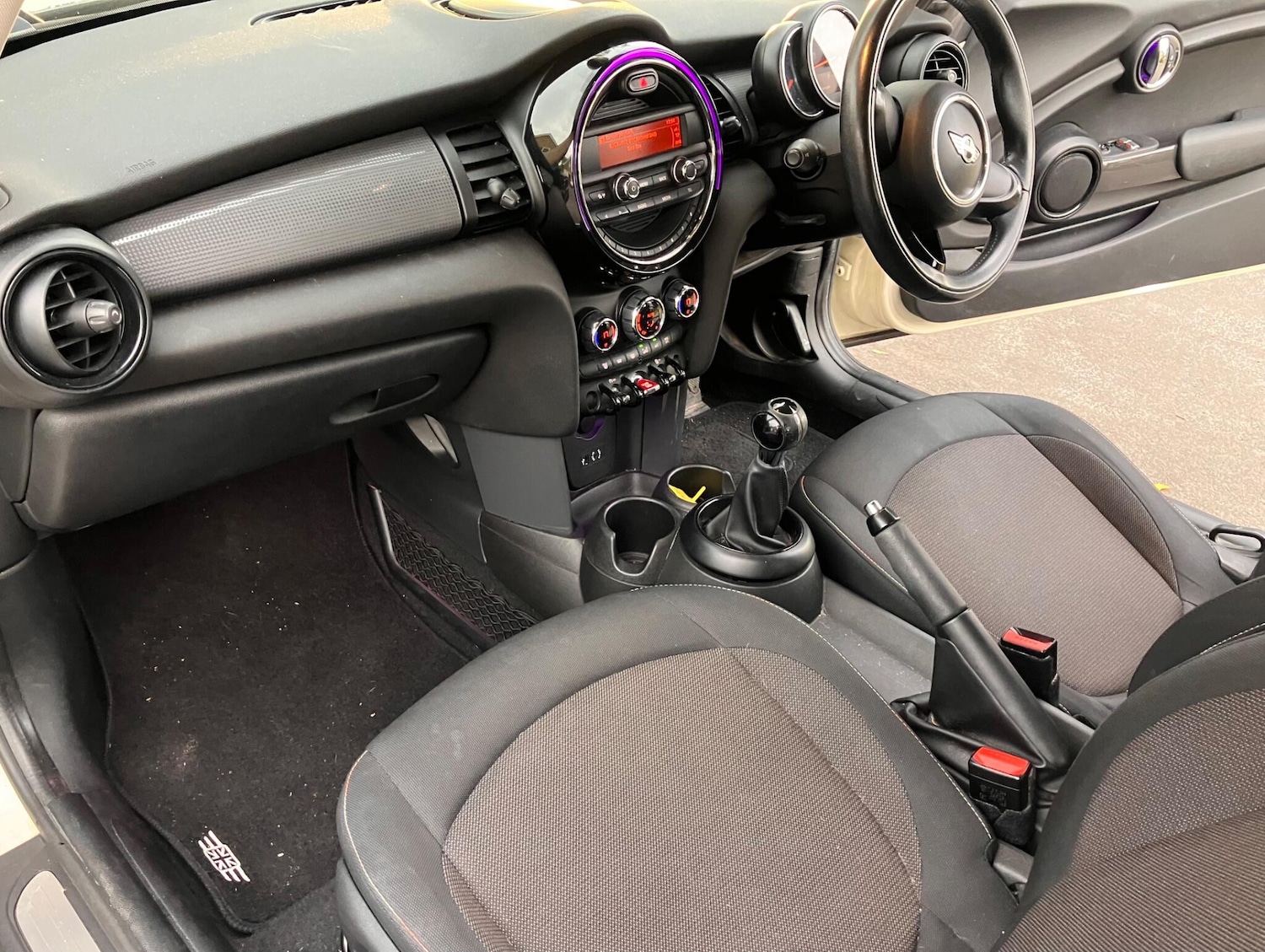 Used MINI Hatch for sale - 76990319: Photo 2