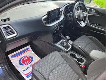 Used Kia Ceed 2021 for sale - 79756360: Photo