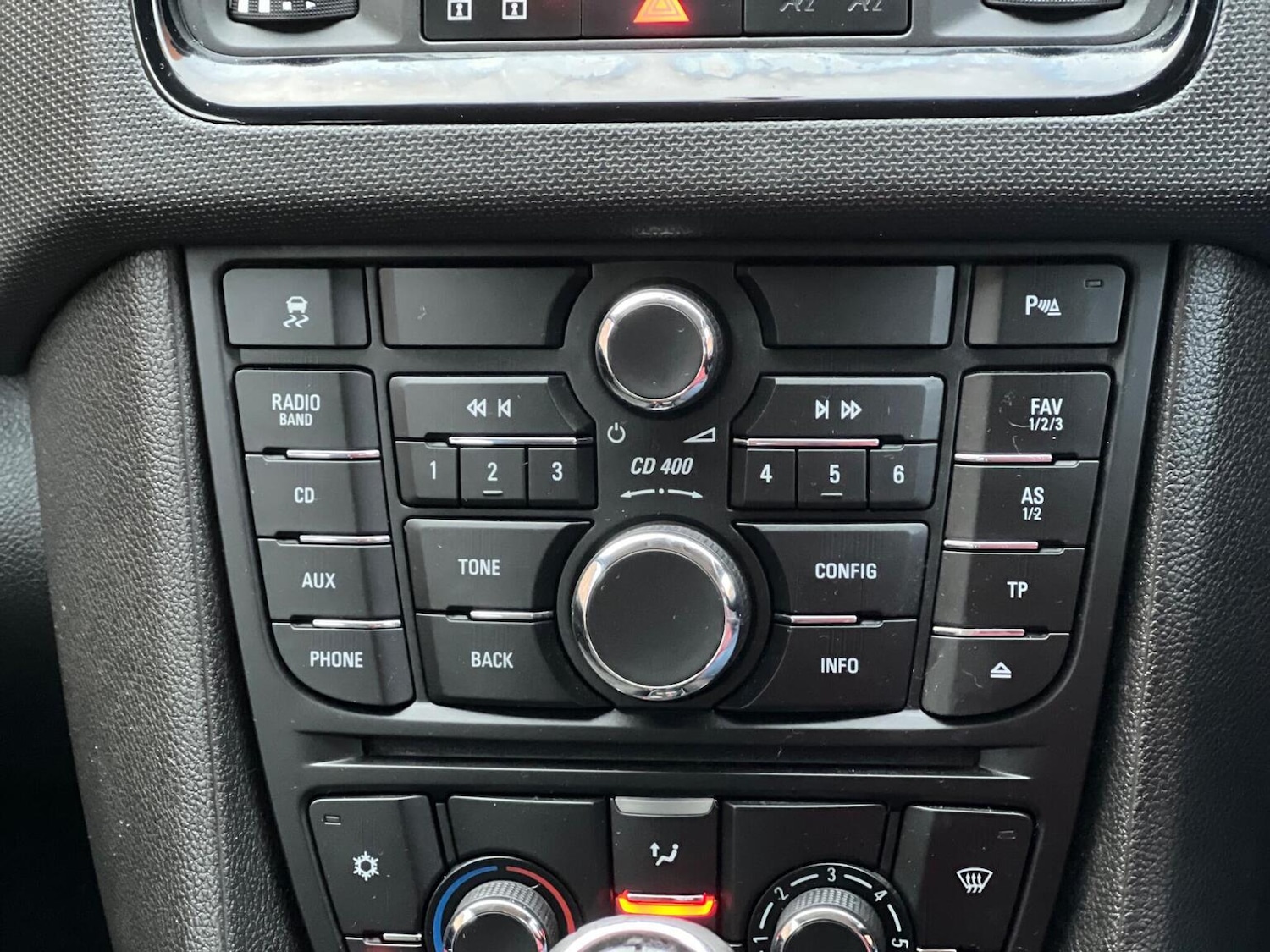 Used Vauxhall Meriva 2015 for sale - 76769823: Photo 25