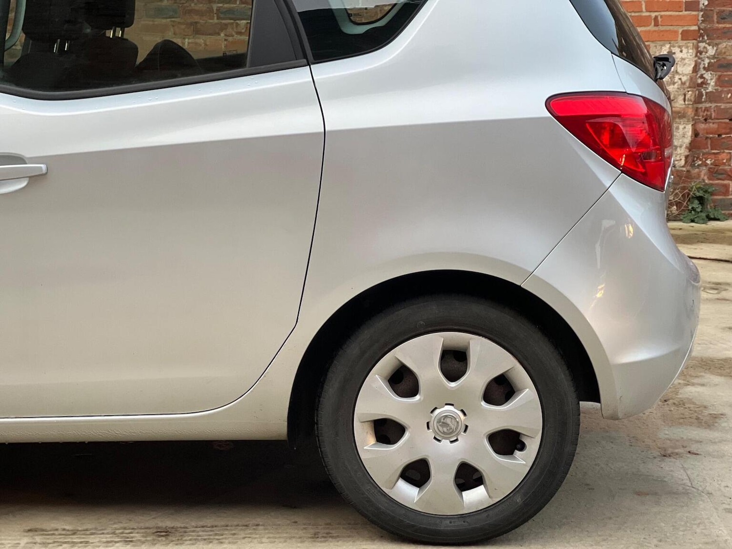 Used Vauxhall Meriva 2015 for sale - 76769823: Photo 29