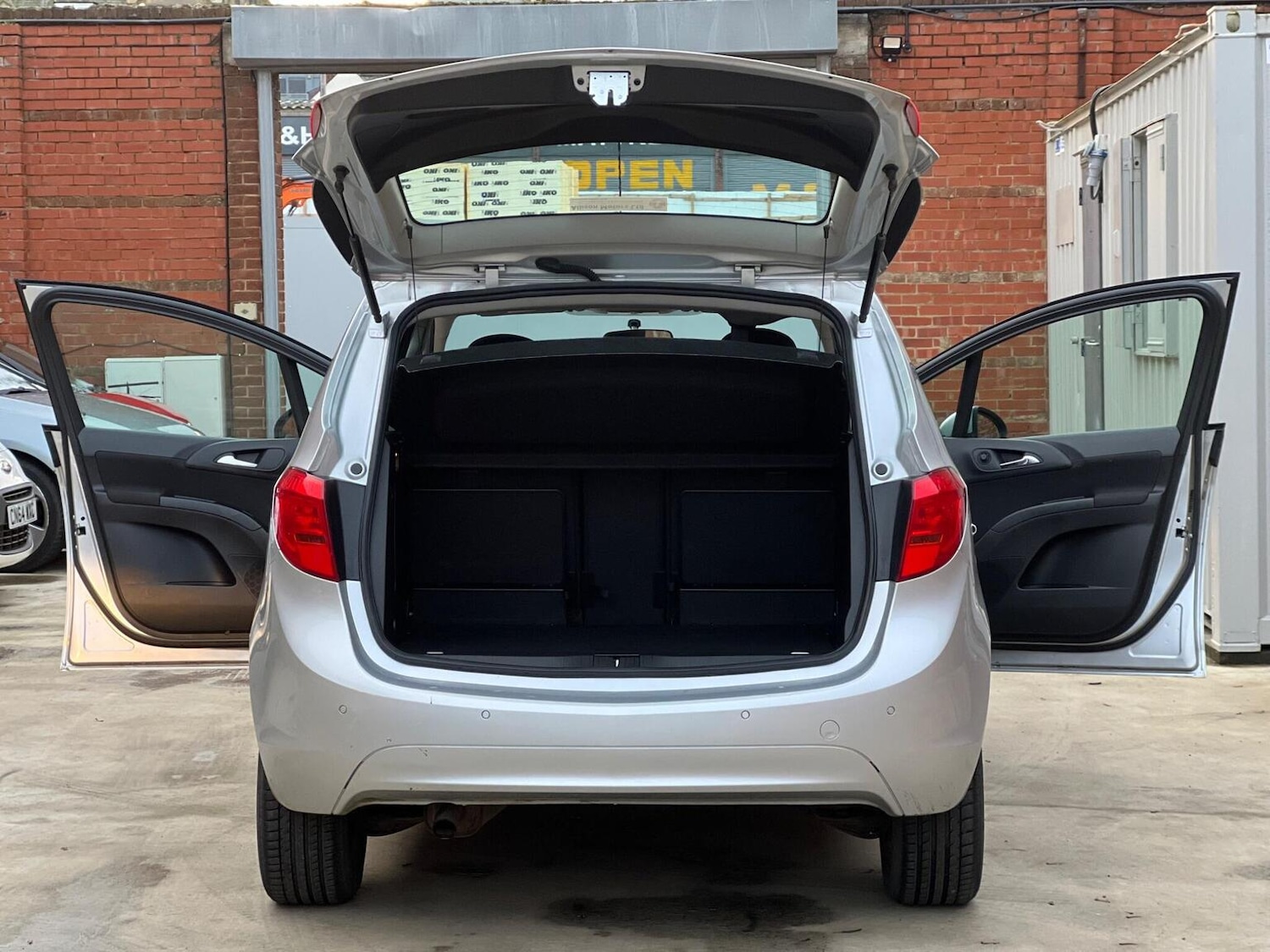 Used Vauxhall Meriva 2015 for sale - 76769823: Photo 35