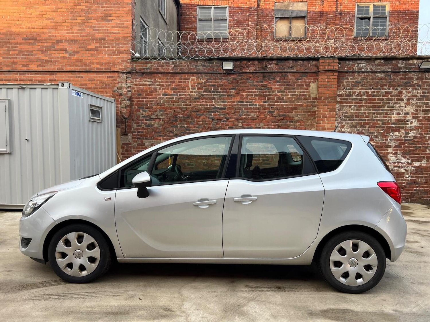 Used Vauxhall Meriva 2015 for sale - 76769823: Photo 4