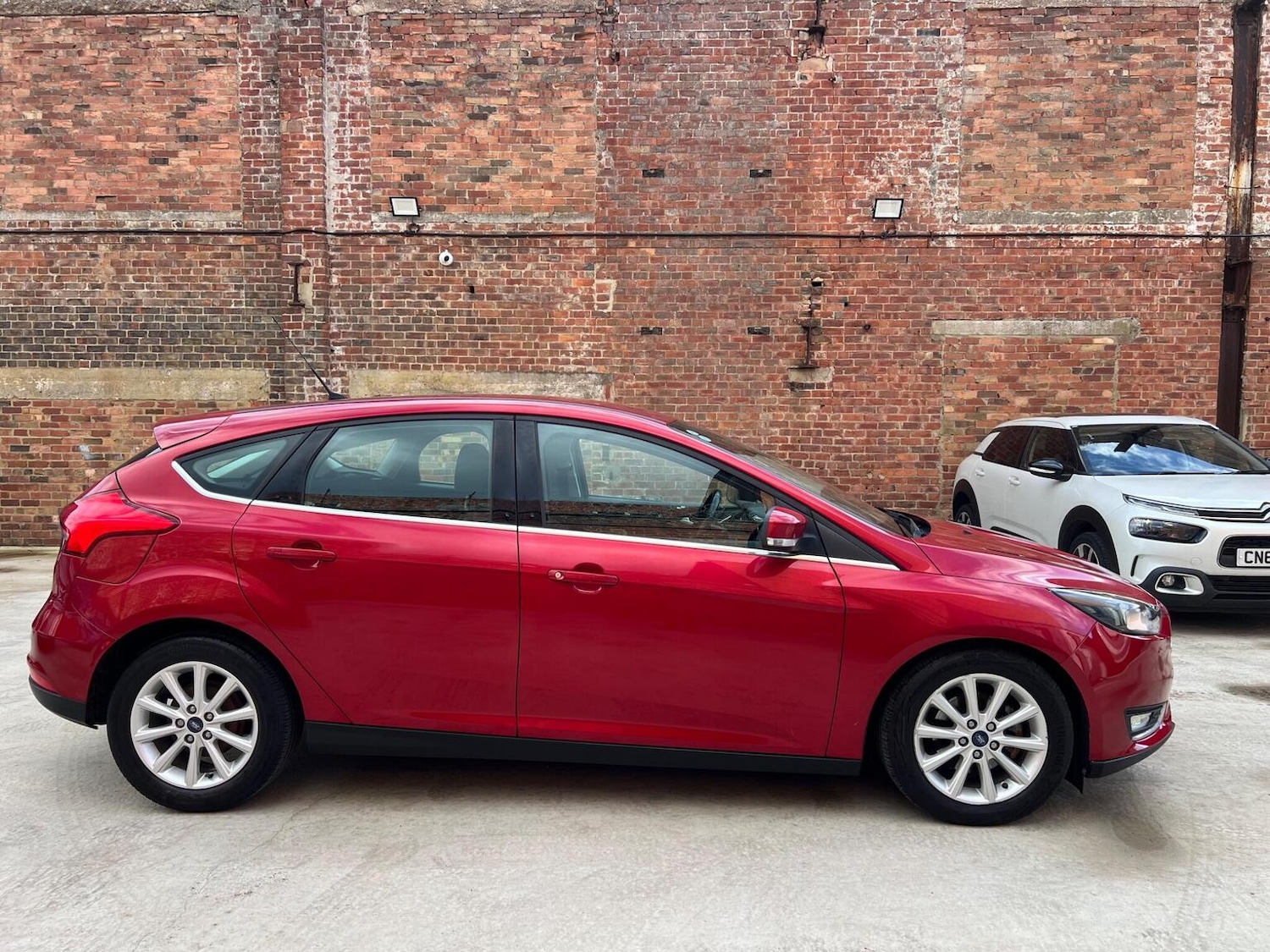 Used Ford Focus 2015 for sale - 76605758: Photo 10