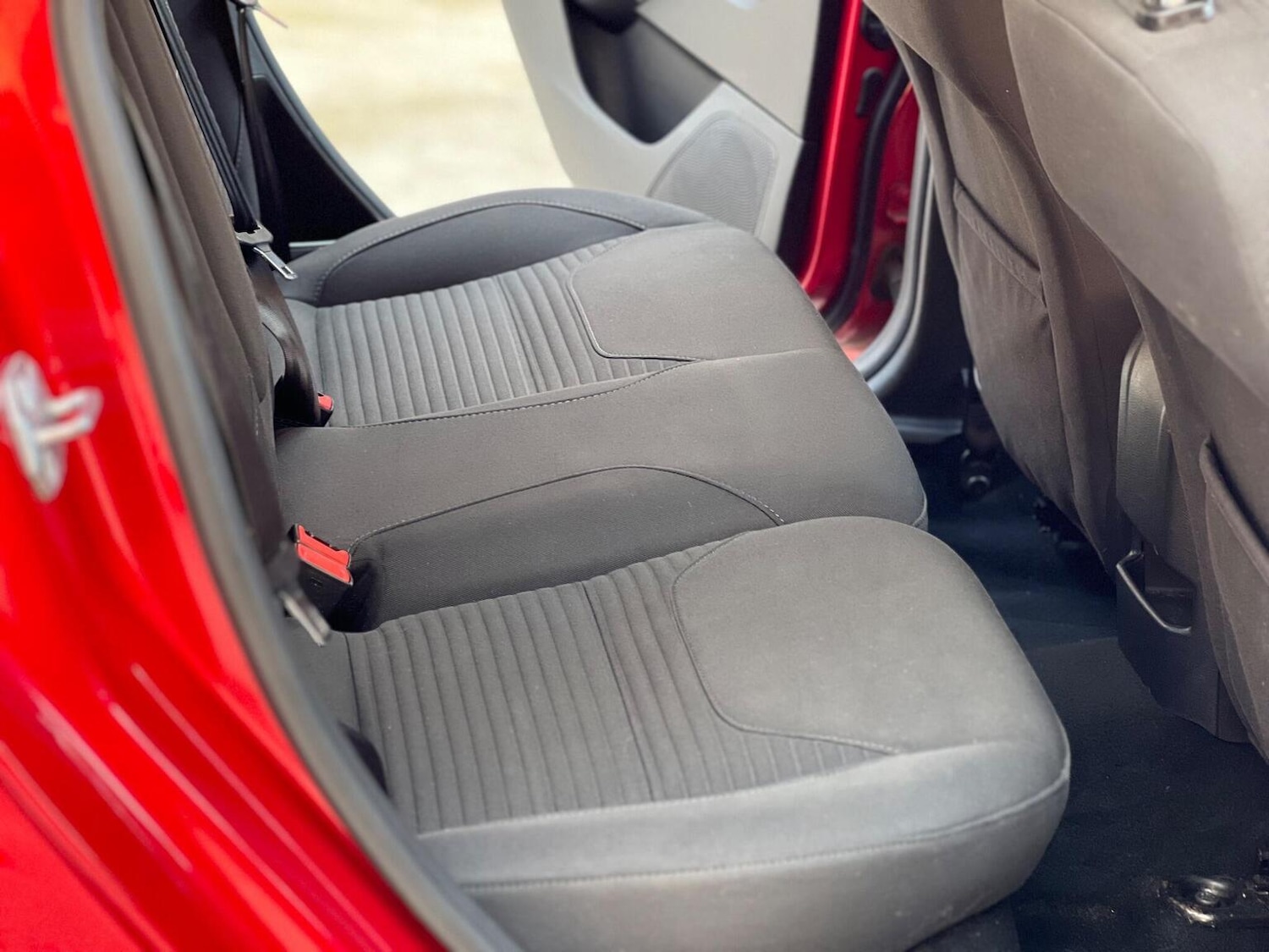 Used Ford Focus 2015 for sale - 76605758: Photo 16